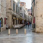 Time Old Town *