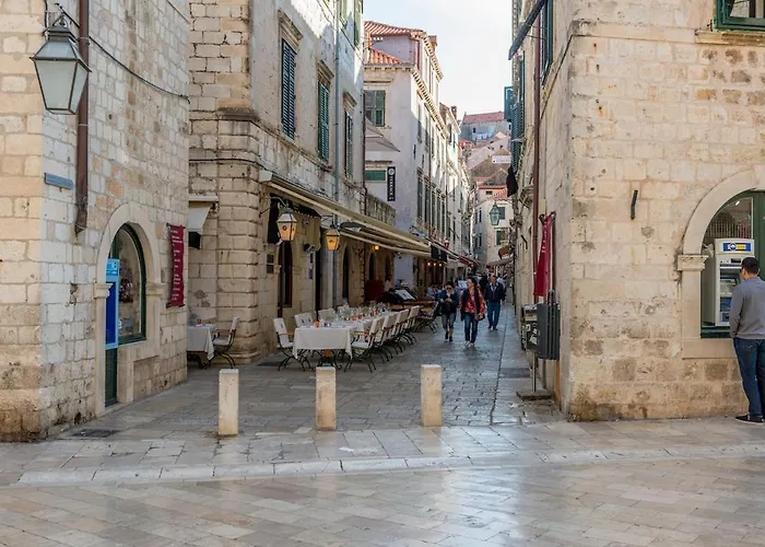 Time Old Town *